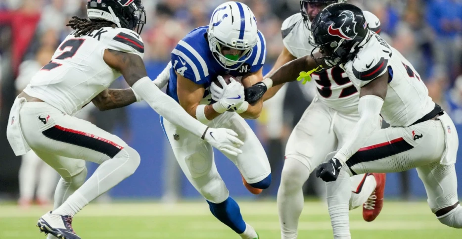 Colts WR Alec Pierce continues to emerge