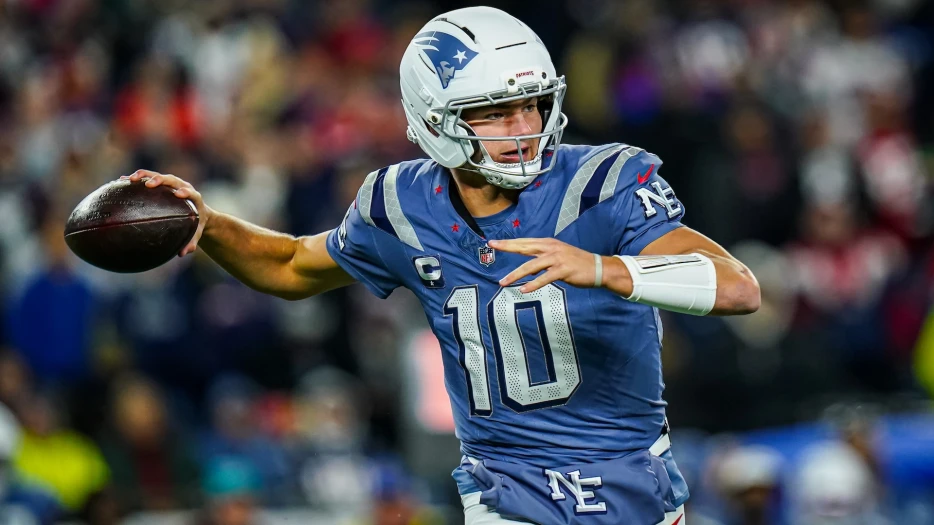 Drake Maye Fueling Patriots’ Win Streak With Historic Run