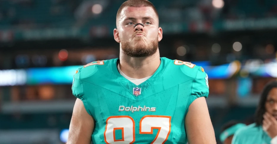 Lions claim former Dolphins tight end Hayden Rucci