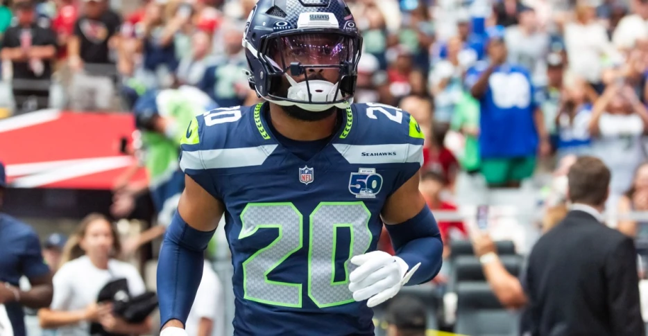 Mike Macdonald provides several key Seahawks injury updates, including on Julian Love