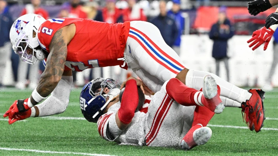 New York Giants QB Jaxson Dart Proves Jon Gruden Right With Stupid Play And Ridiculous Comments