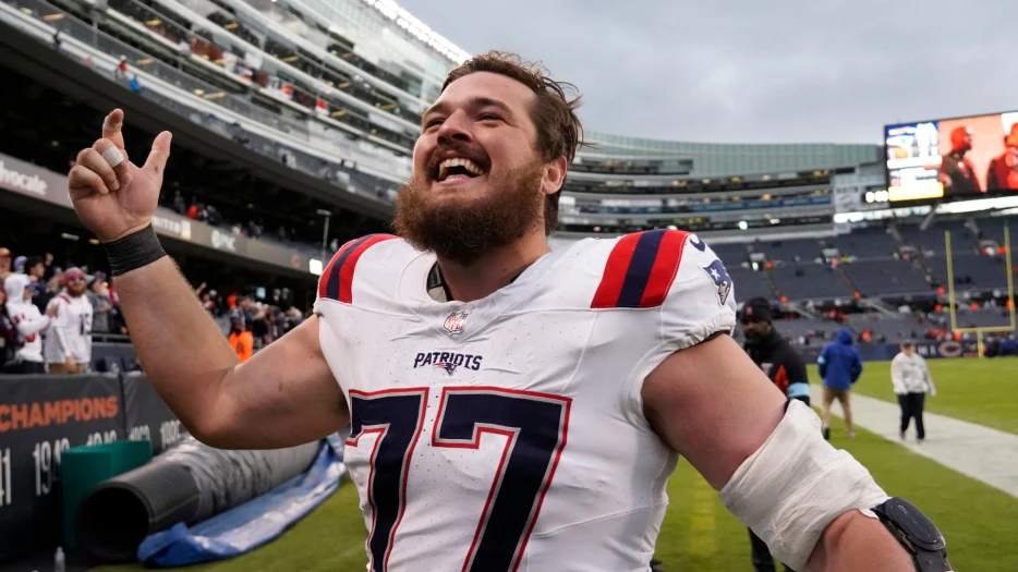 Patriots Solidify O-Line Combination Without Will Campbell