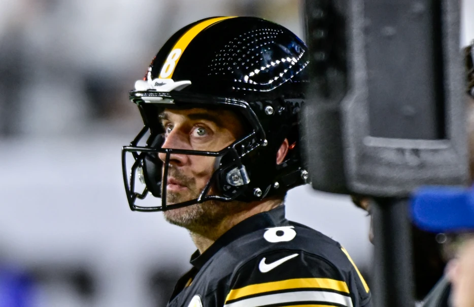 Aaron Rodgers Clarifies Comment About Players Not Showing Up for Film Sessions