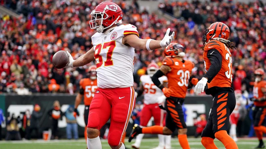 Bengals fan George Clooney claims Chiefs’ Travis Kelce ‘broke’ him
