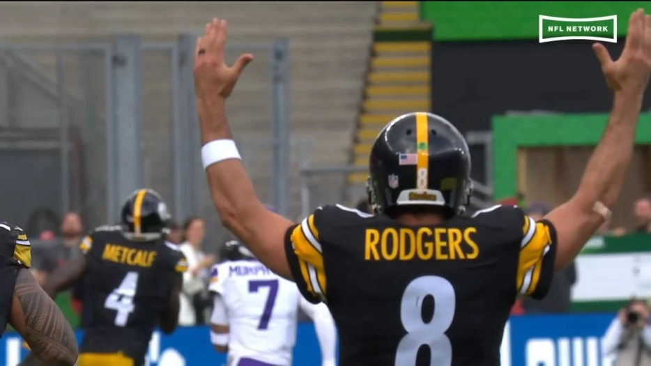 DK Metcalf: Aaron Rodgers Will Be ‘Very Vocal’ About Receivers Getting On Same Page