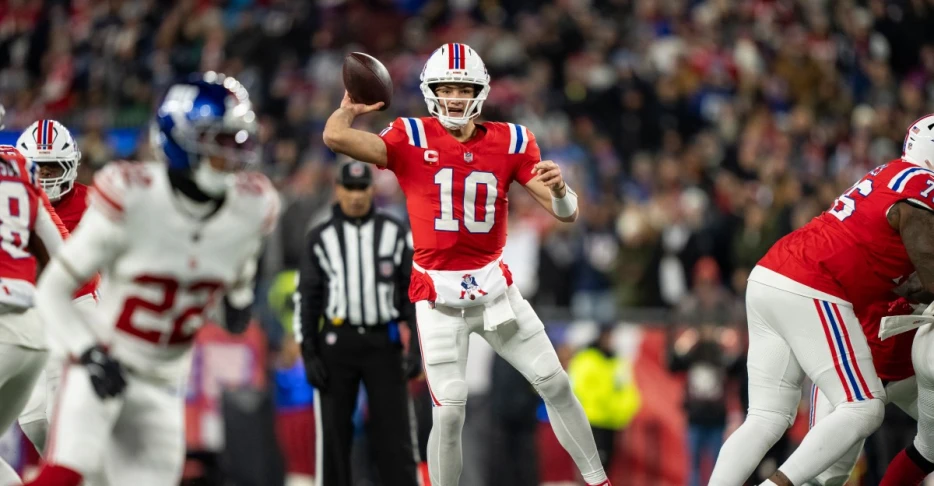 Patriots QB Drake Maye named AFC Offensive Player of the Week