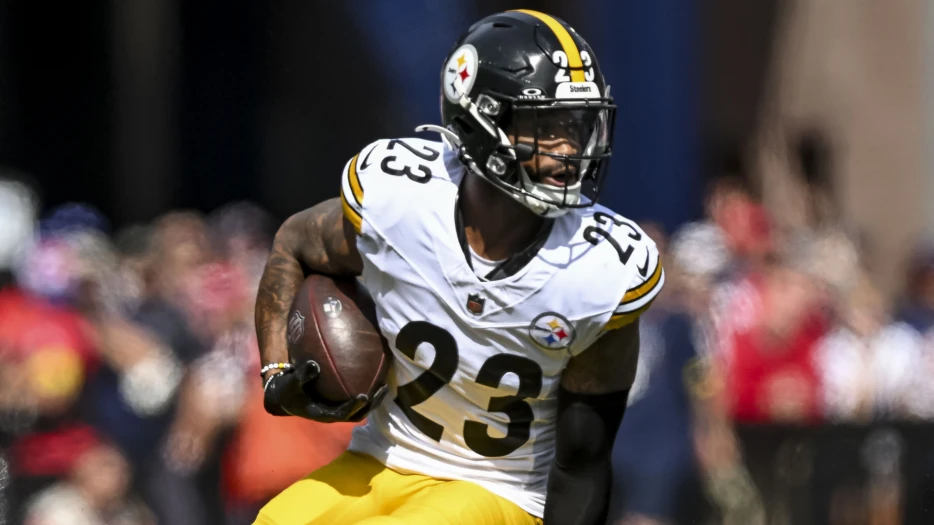 Patriots Should Consider Taking Stab At Recently Released All-Pro Corner