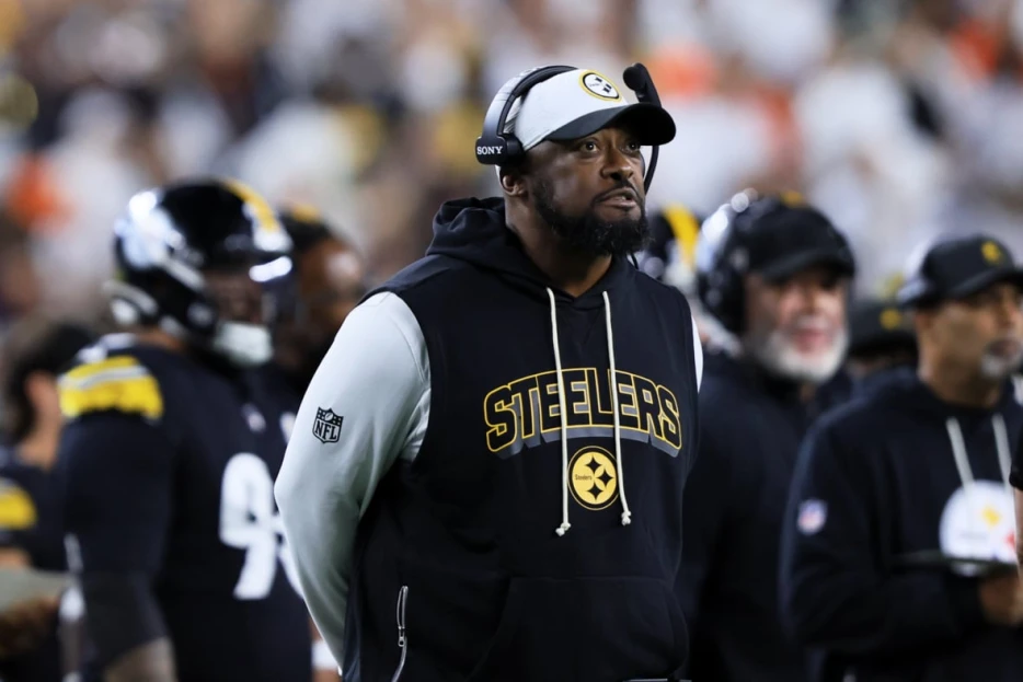 Pittsburgh Steelers Legend Suggests Mike Tomlin’s Departure May Be Best