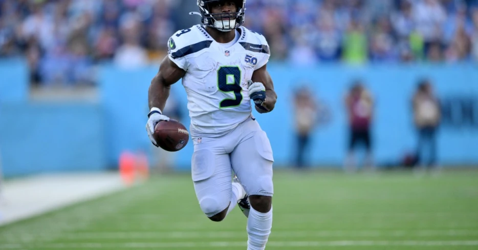 Seahawks Reacts Survey, Week 14: Will Kenneth Walker get to 1,000 rushing yards?