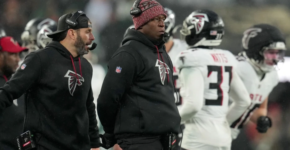 The Falcons lack accountability, ft. Joe Patrick: Falcoholic Live, Ep356