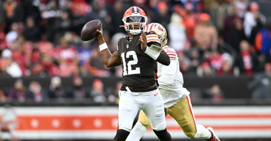 Browns ‘trying to protect’ QB Shedeur Sanders so far