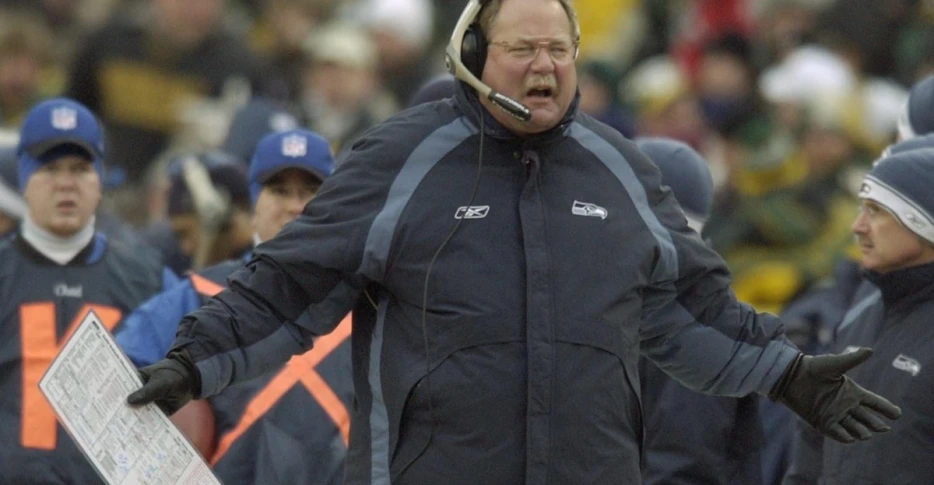 Former Seattle Seahawks head coach Mike Holmgren’s Hall of Fame wait continues
