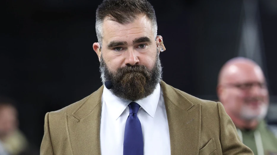 Jason Kelce responds to ex-player who called out Eagles’ o-line