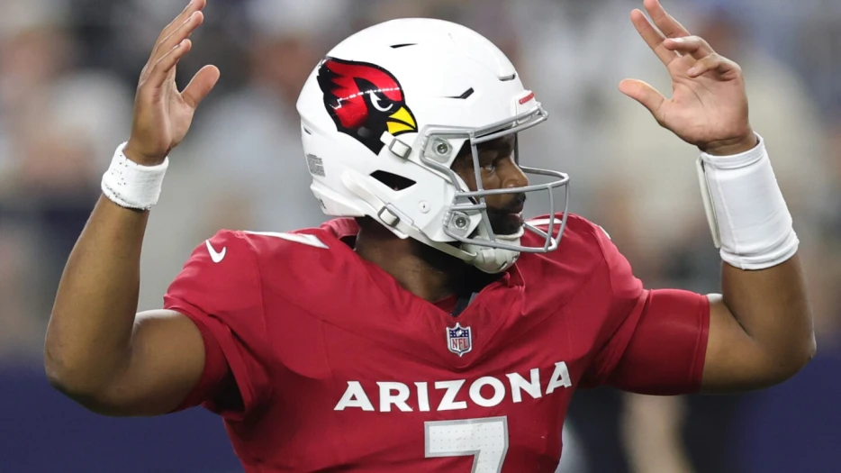 Monday Night Football: Cardinals lead Cowboys 17-7 at halftime