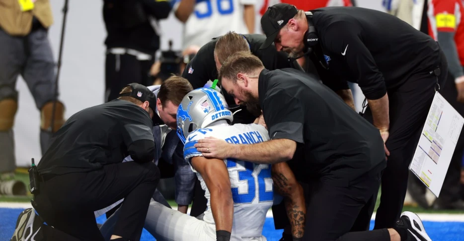 Brian Branch injury update: Detroit Lions safety on crutches