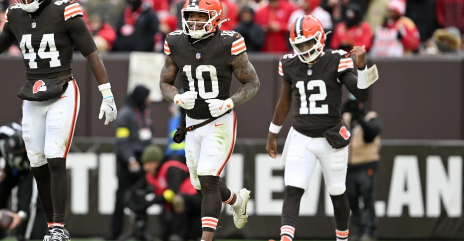 Browns vs. Titans: Week 14 Need to Know