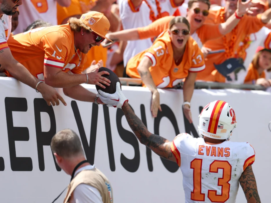 Buccaneers WRs Mike Evans, Jalen McMillan Out For Week 14