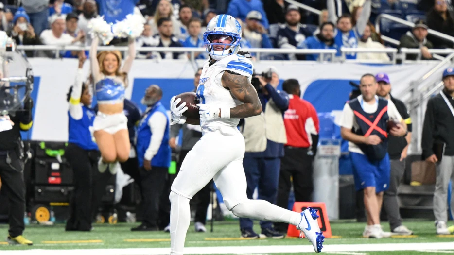 Lions’ Jahmyr Gibbs ties Barry Sanders in NFL history with flurry of TDs vs. Cowboys