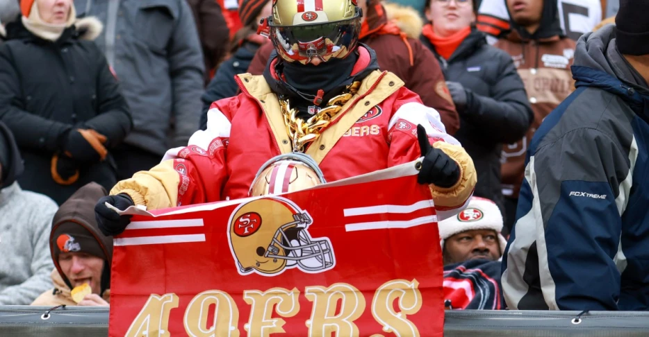 The Golden Fool’s Mailbag: Is John Lynch one of the best? Who is the priority free agent? What’s going on with Ricky Pearsall?