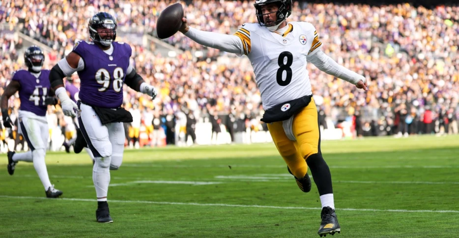 Steelers defeat Ravens, reclaim first place in AFC North