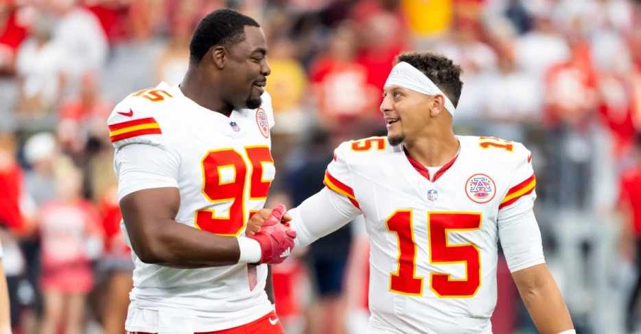 The Chiefs’ 3 biggest questions about Week 14 against the Texans