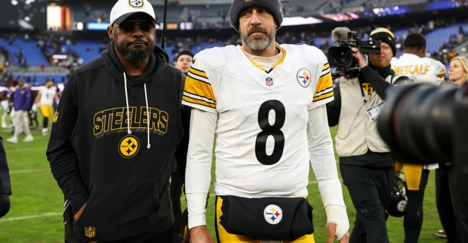 Aaron Rodgers hopes win will make Mike Tomlin doubters ‘shut the hell up’