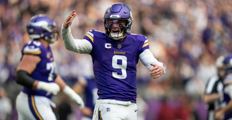 Accelerated Reader and J.J. McCarthy’s 2025 Season: A Comparison