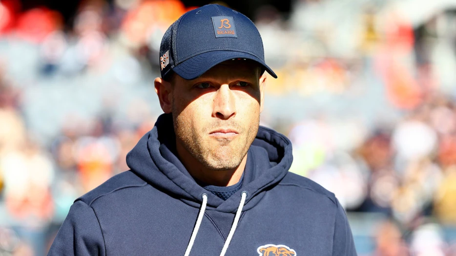 Bears’ Ben Johnson explains decision to pass on 4th down in Packers loss