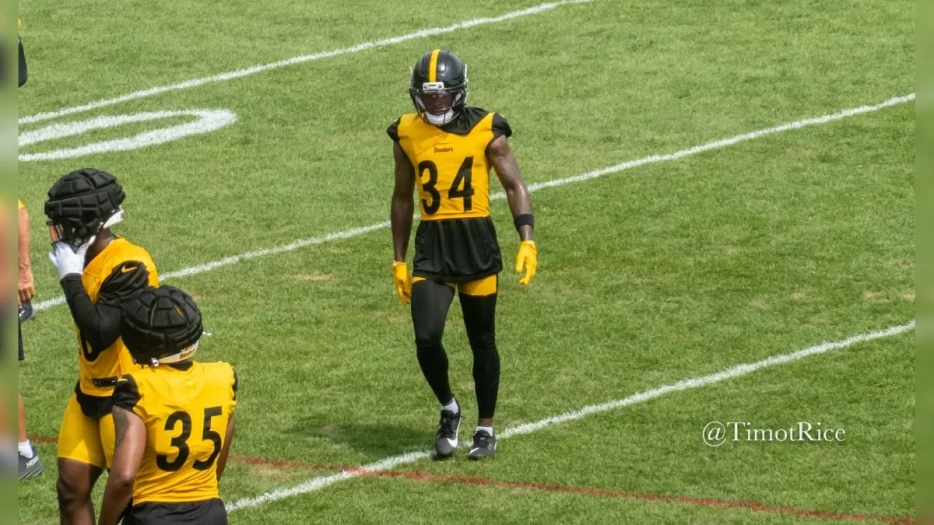 Beat Writer Shares Theory Of How Rookie CB Donte Kent Suffered Season-Ending Injury