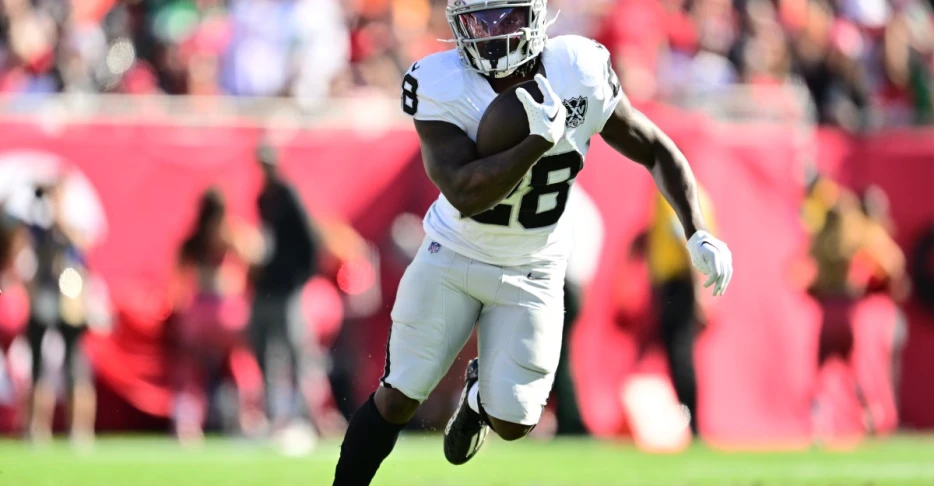 Broncos are expected to sign running back Sincere McCormick to their practice squad