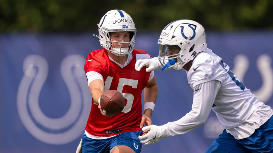 Colts’ Riley Leonard dealing with knee injury after stepping in for Daniel Jones