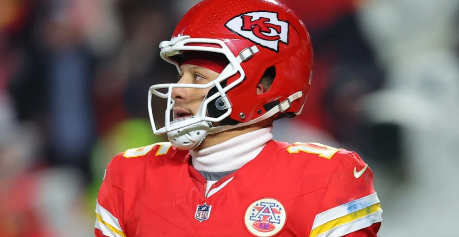 Costly fourth-down calls haunt Chiefs in Week 14 loss to Texans