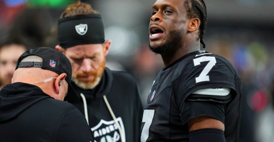 Geno Smith out of game with shoulder injury