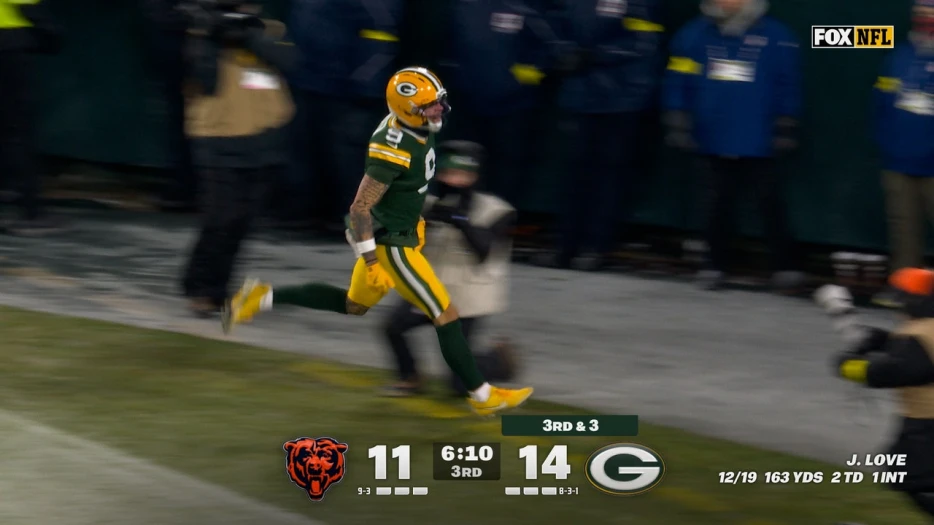 Jordan Love finds Christian Watson for his Second TD of the game, as Packers extend their lead over Bears
