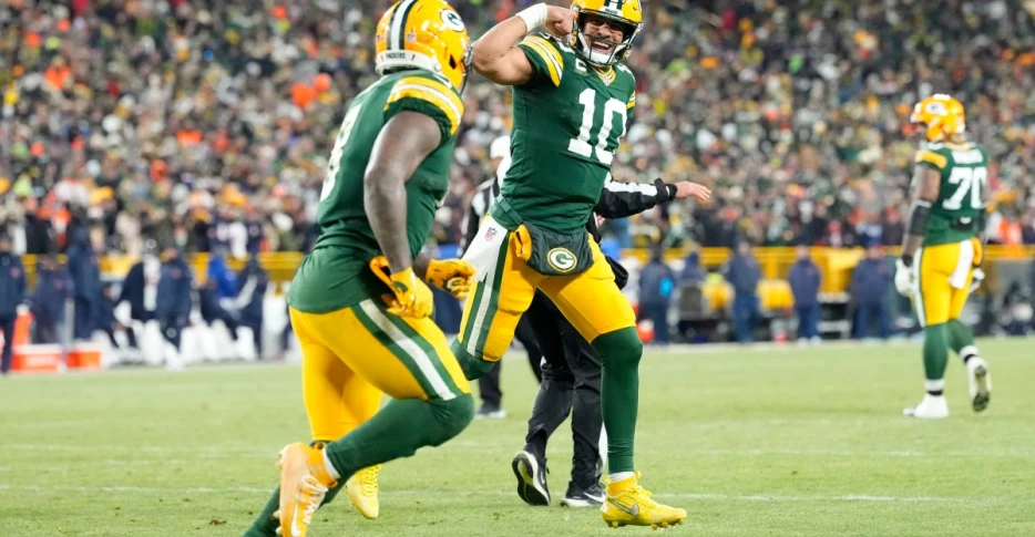 Packers-Bears Final Score: Green Bay wins in thriller to take over NFC North