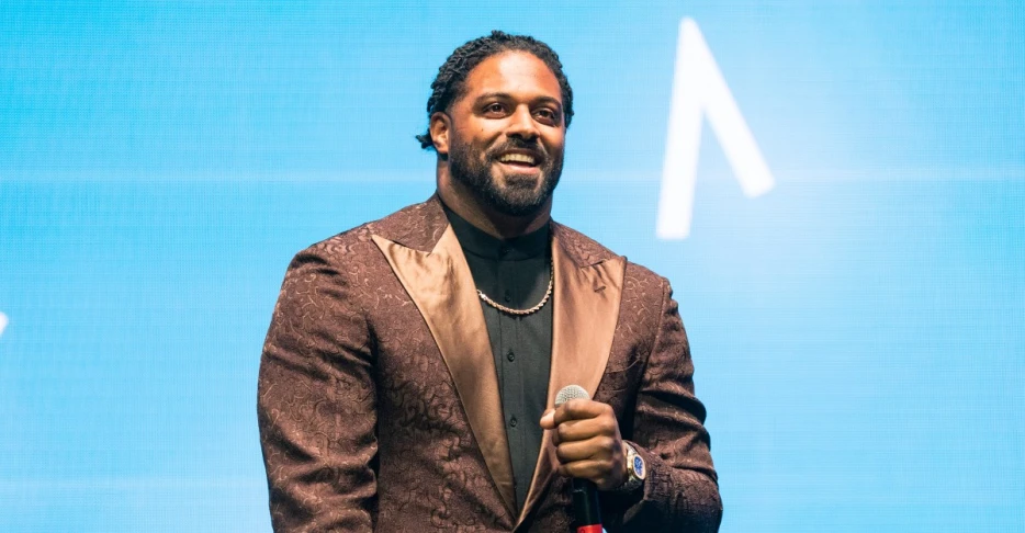 Saints DE Cam Jordan is a gift that keeps on giving on and off the field