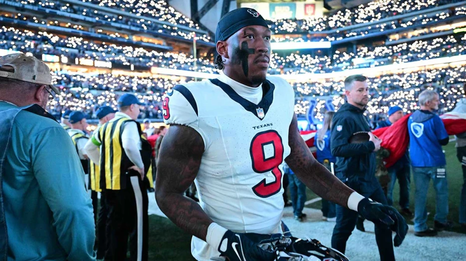 Texans give contract extension to player who tore ACL before season