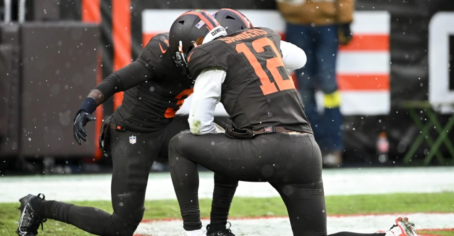 Cleveland Browns offense sees the passing game come alive in Week 14 vs Titans