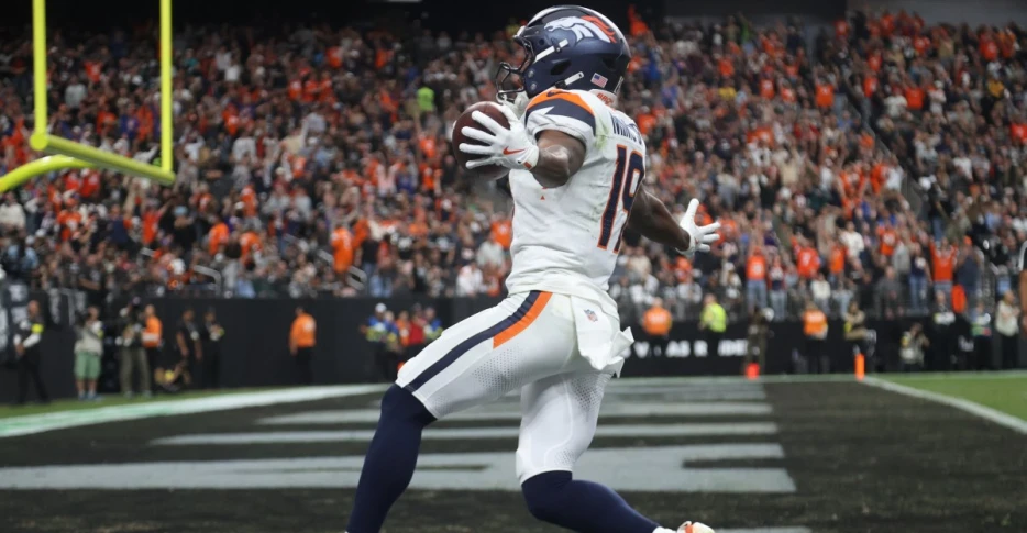 Horse Tracks: Could we see more of Marvin Mims?