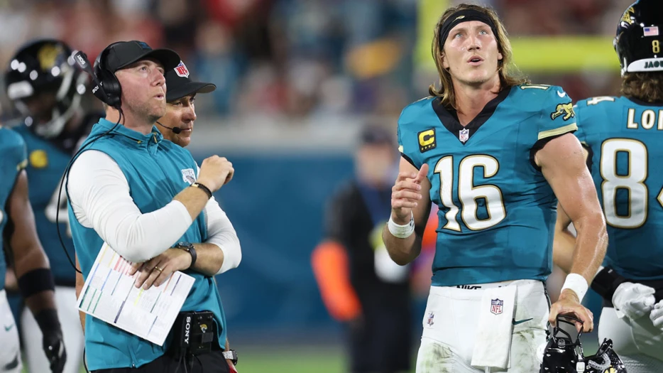 Jaguars QB Trevor Lawrence sparks buzz with 4-word post amid AFC South takeover