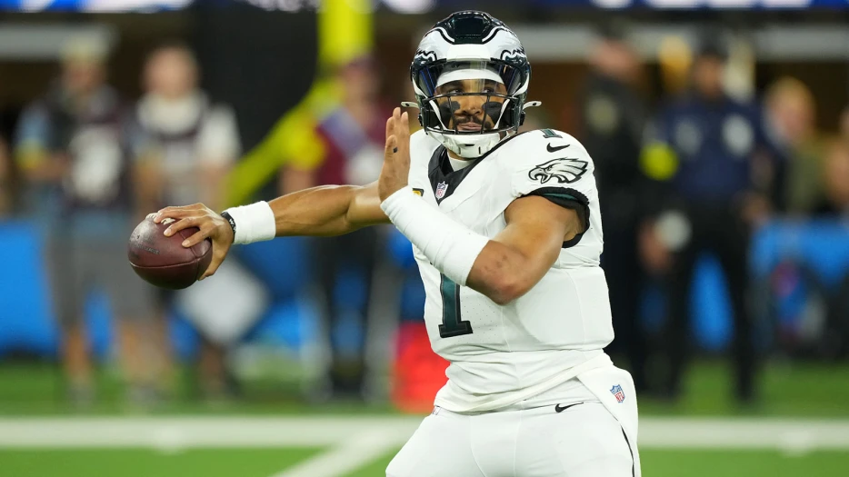 Wild stat highlights Eagles QB Jalen Hurts’ disastrous showing on MNF vs. Chargers