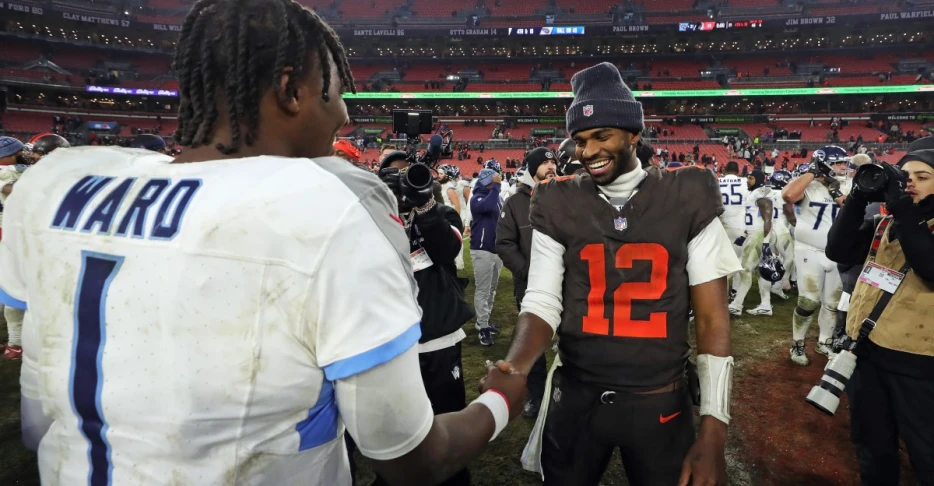 Browns NFL Power Rankings: Cleveland drops, but fans still have a reason to watch