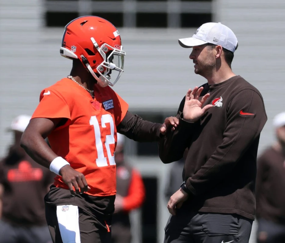Browns OC Tommy Rees Interviewed For Penn State’s HC Job