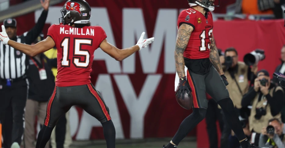 Bucs activate Mike Evans and Jalen McMillan