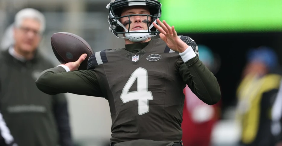 Jets Reacts Survey Week 15: Who should start at quarterback?