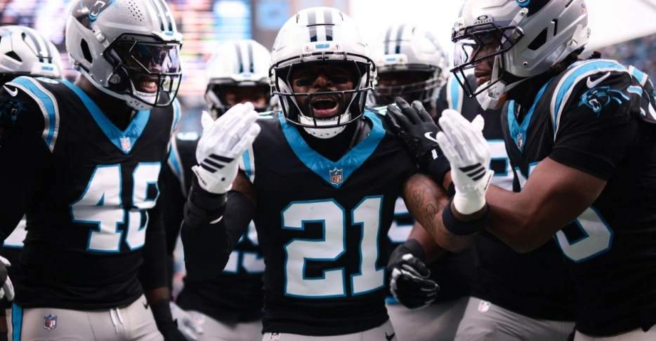Panthers Reacts Survey Week 15: Is Carolina playoff bound?