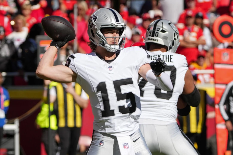 Raiders Expected To Start Kenny Pickett In Week 15