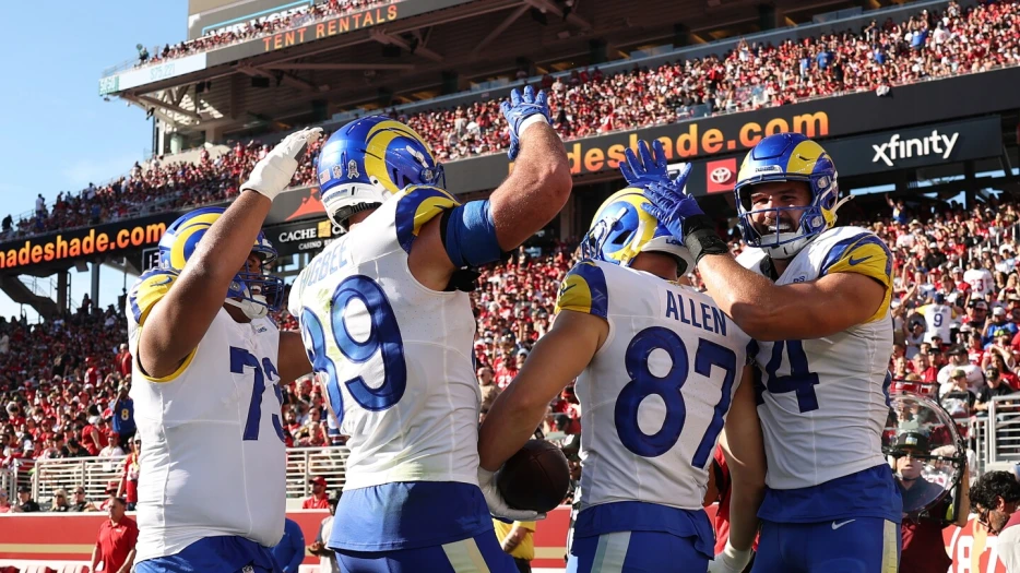 Rams lead 49ers 21-7 at halftime