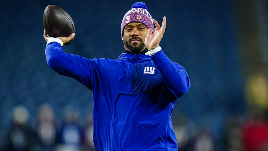 Russell Wilson Takes Famed Page Out Of LeBron James’ Corny Playbook With ‘Going Dark’ Claim