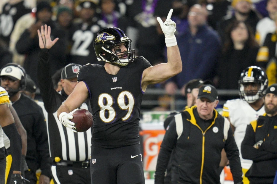 AFC Notes: Mark Andrews Contract Details, Keaton Mitchell, Shedeur Sanders, Browns, Ravens, Steelers